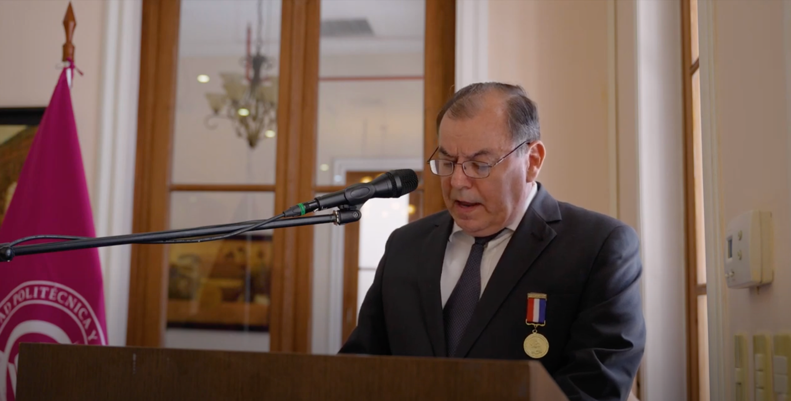 Reconocimiento internacional y académico al Rector de la UPAP