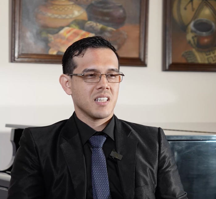 profesor-marcos-lugo-profesional-de-alto-impacto